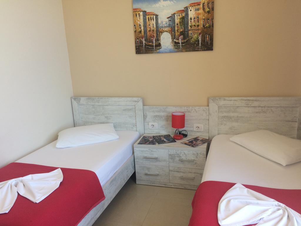 Berti Apartments ساراندا المظهر الخارجي الصورة