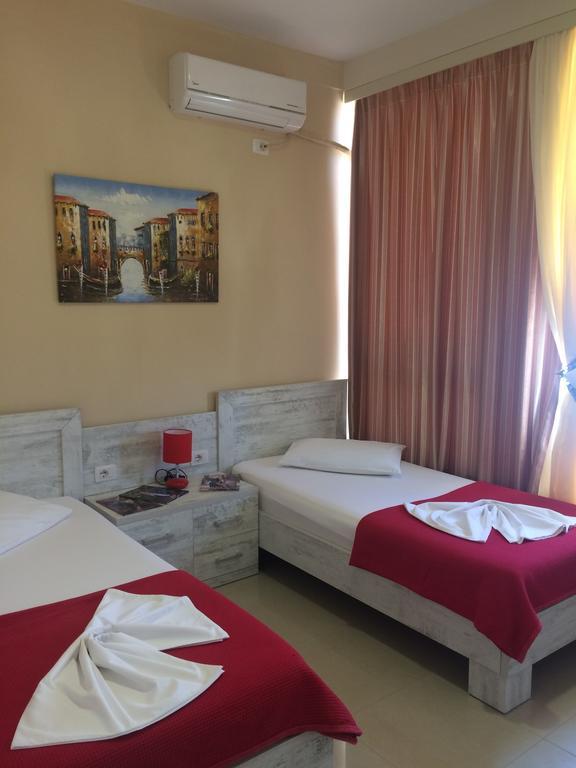 Berti Apartments ساراندا المظهر الخارجي الصورة
