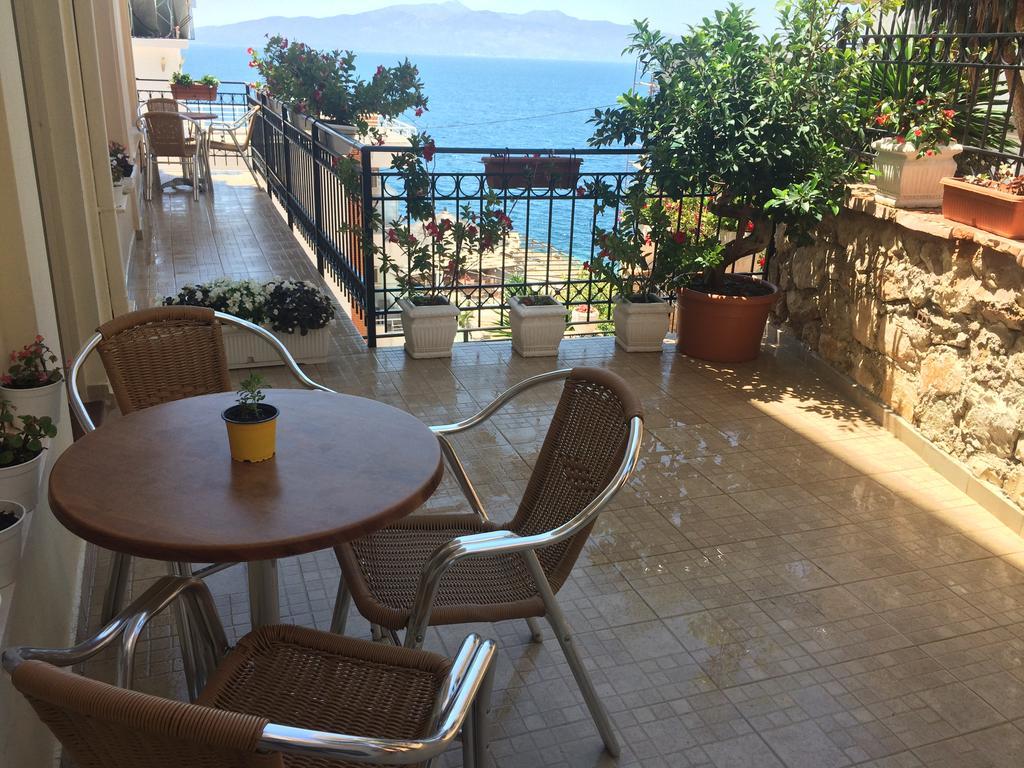 Berti Apartments ساراندا المظهر الخارجي الصورة