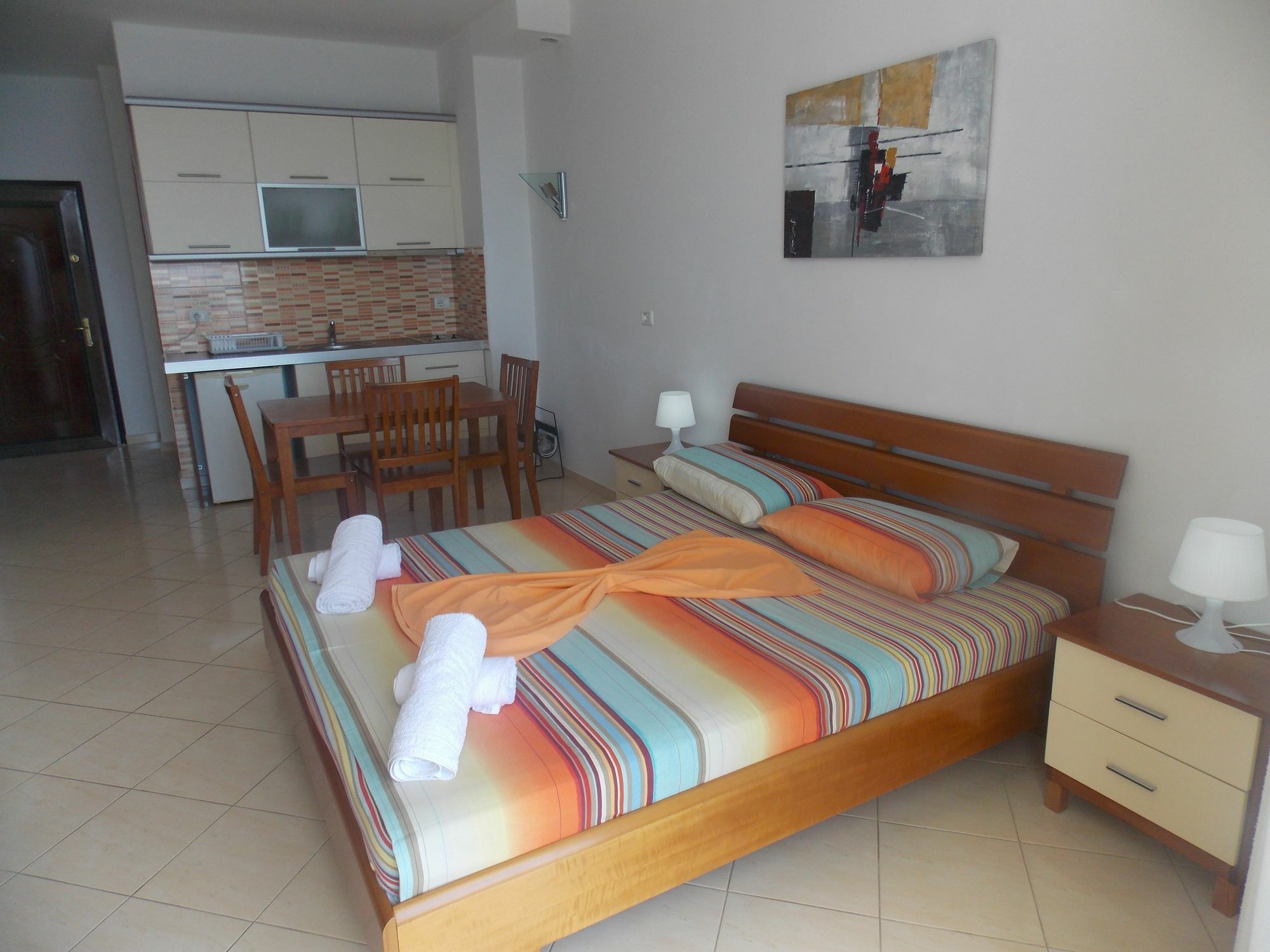 Berti Apartments ساراندا المظهر الخارجي الصورة